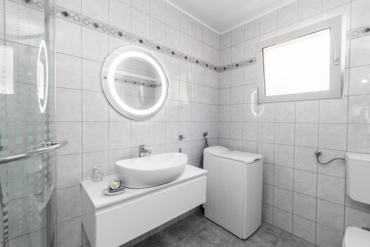 Apartments Separovic Prizba Luaran gambar